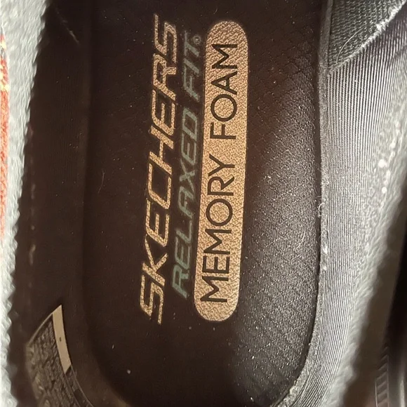 SKECHERS Men’s Black Sneakers Lightweight Great for Travel Sz 10 - Picture 5 of 6